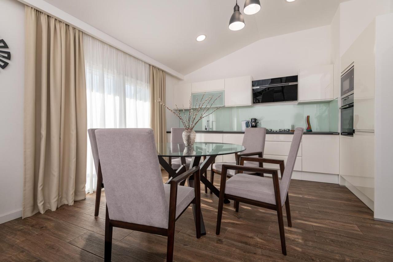 Iva Apartment Макарска Экстерьер фото