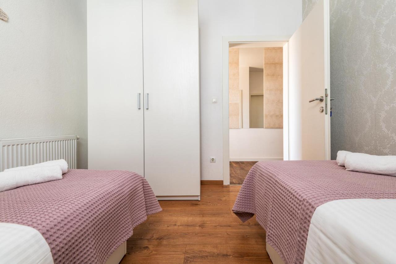 Iva Apartment Макарска Экстерьер фото